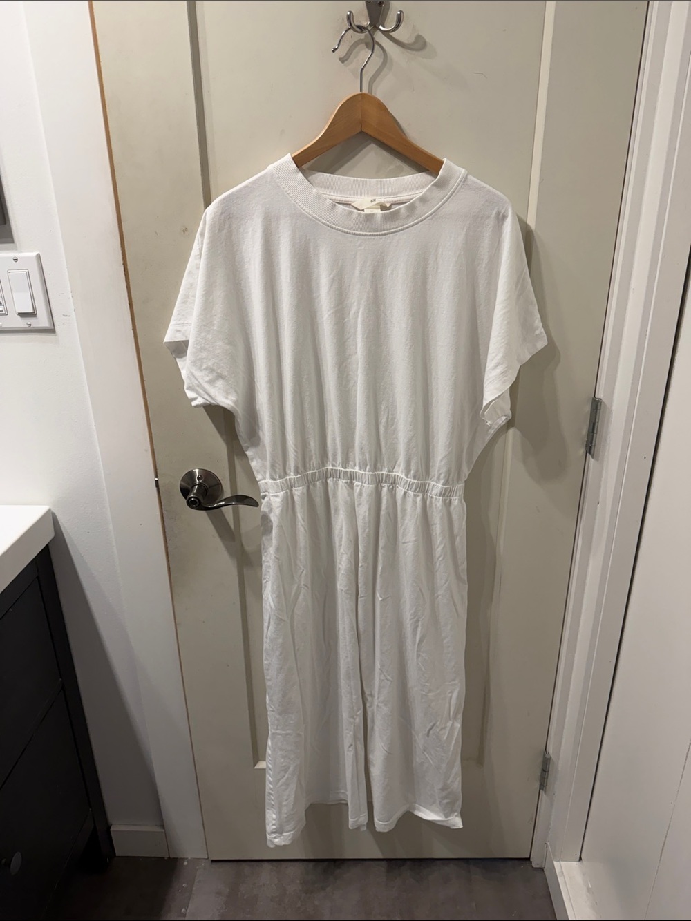 H&M White Short-Sleeve Tshirt Dress - 100% cotton